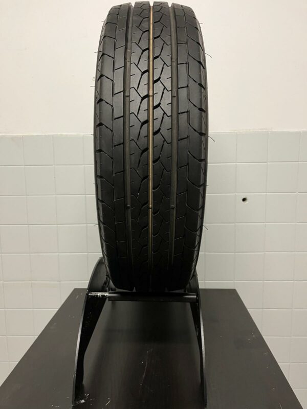 TR_ 1956516c 104_102t bridgestone